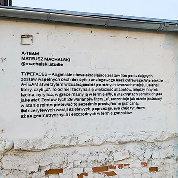 rodzaj czcionki tekst na murze, wyglądający jak tekst z książki, definicja słowa tapeface