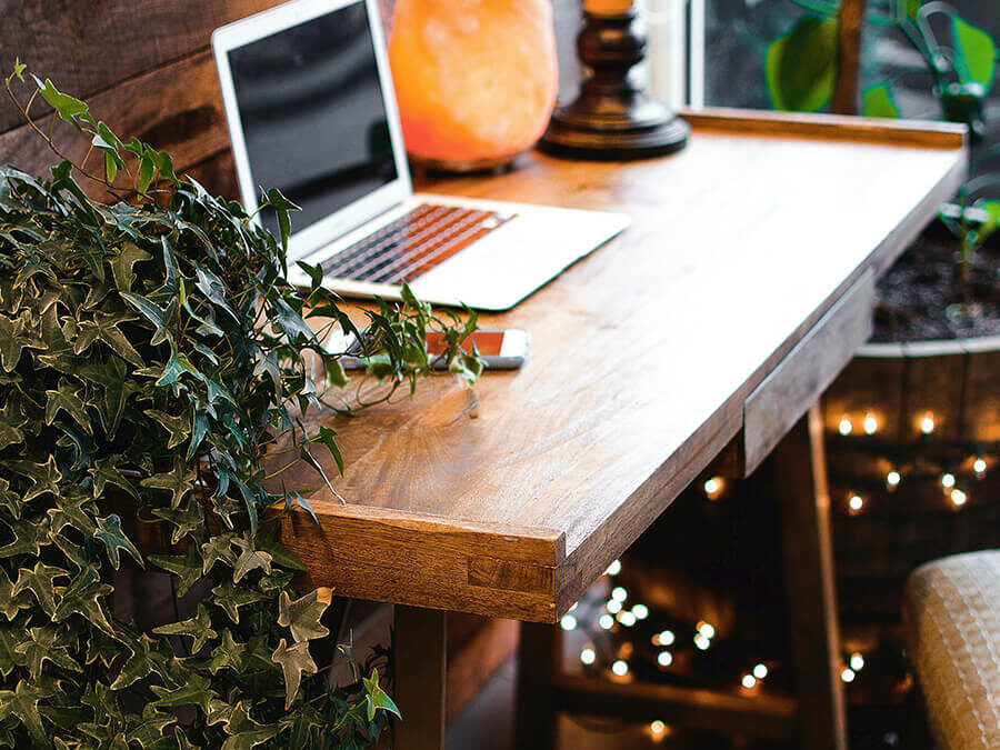 Jak legalnie zatrudnić freelancera?